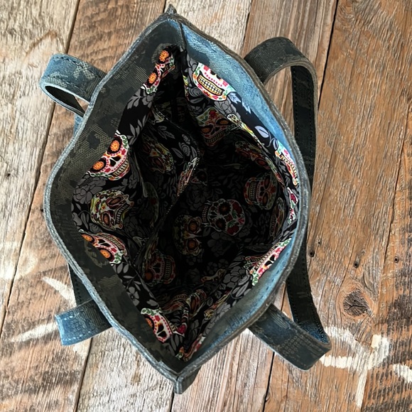 Handmade Leather Camouflage Tote Bag - Picture 7 of 12